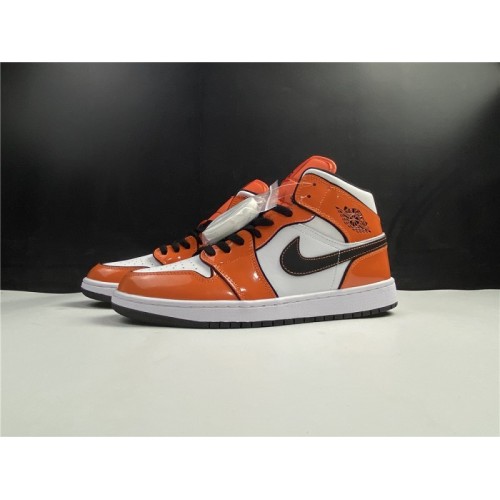 Air Jordan 1 Mid “Turf Orange” DD6834-802