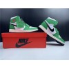 Air Jordan 1 High OG "Lucky Green"